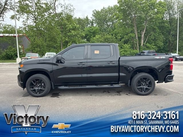 2021 Chevrolet Silverado 1500 Custom 4X4 Crew Cab Short Box's photo