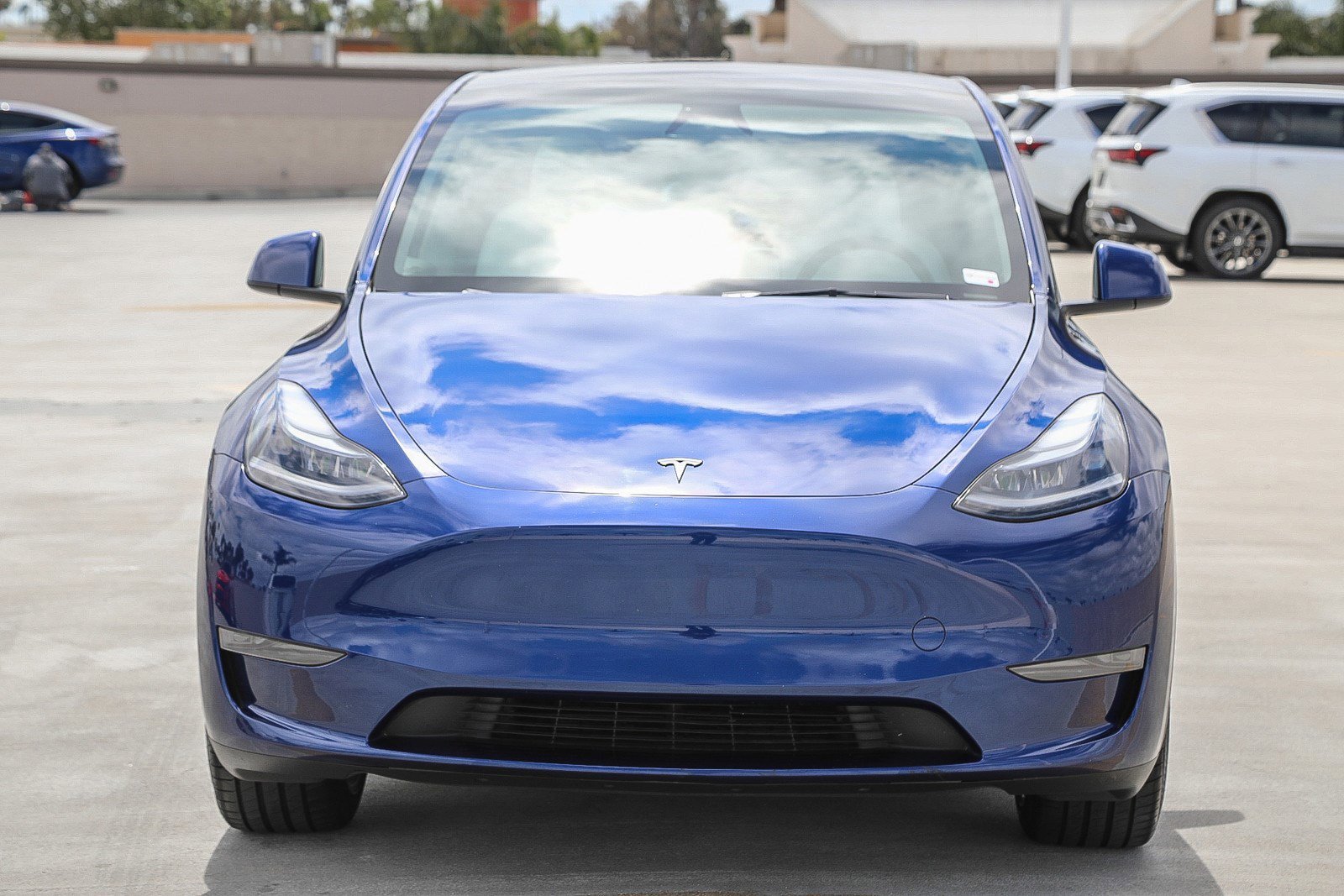 Used 2024 Tesla Model Y Long Range with VIN 7SAYGDED1RF015884 for sale in Oxnard, CA