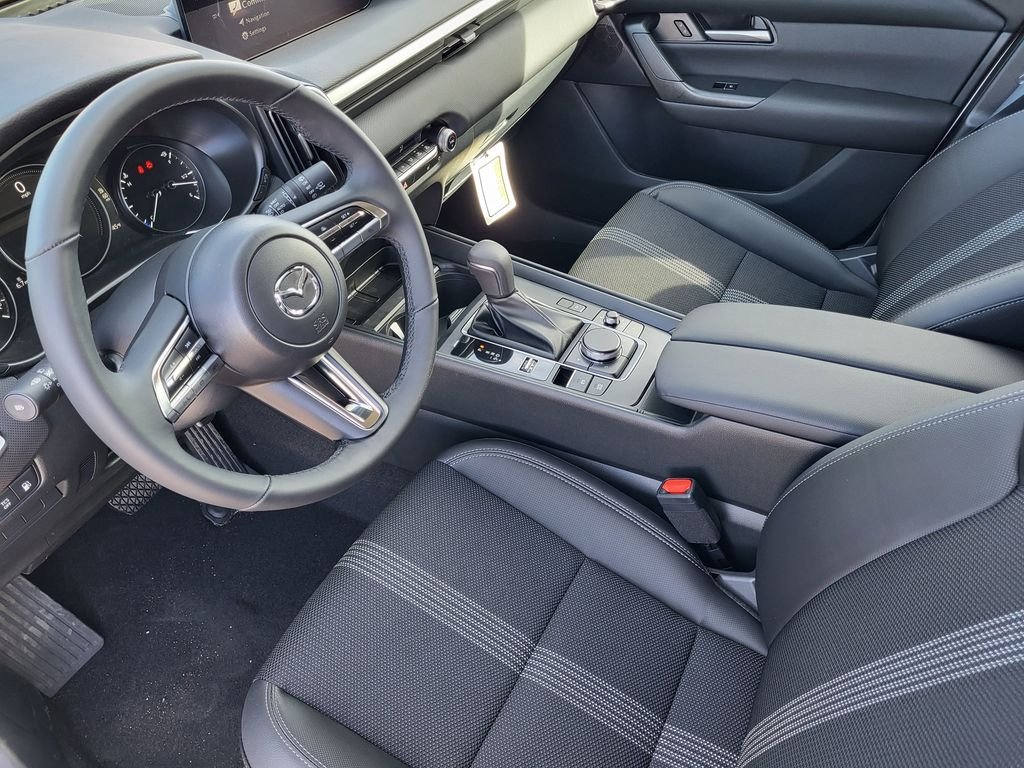 New 2026 wind chill pearl Mazda Preferred image 9