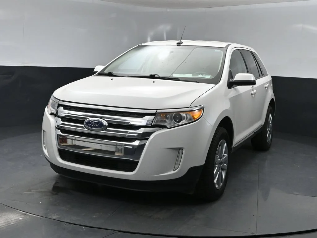 Used 2014 White Ford SEL image 5