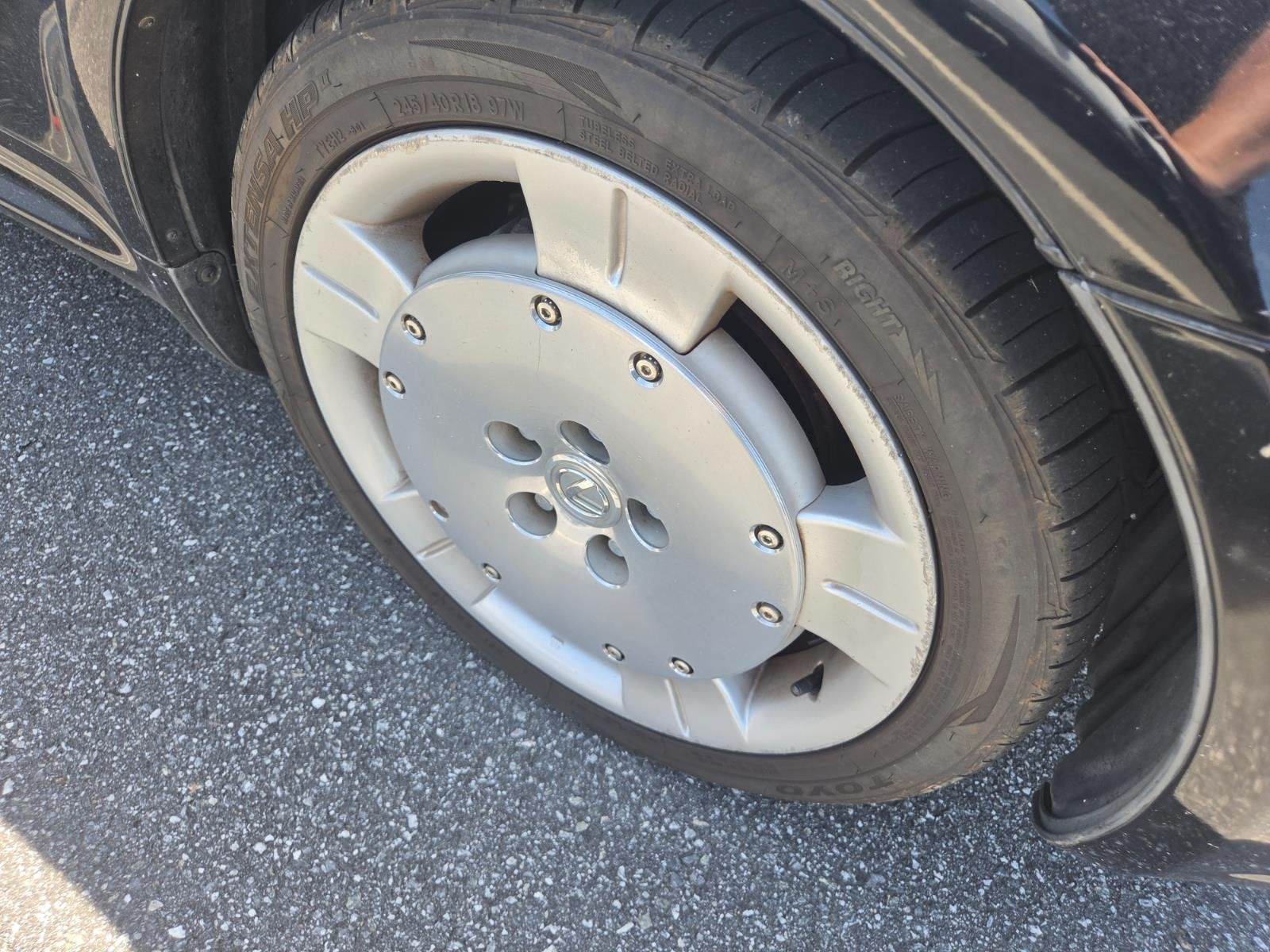 Used 2002  Lexus Base image 5