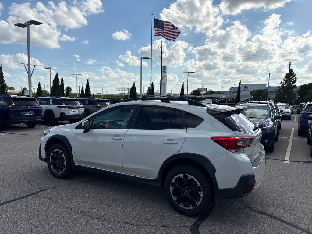Used 2021 White Subaru Premium image 4