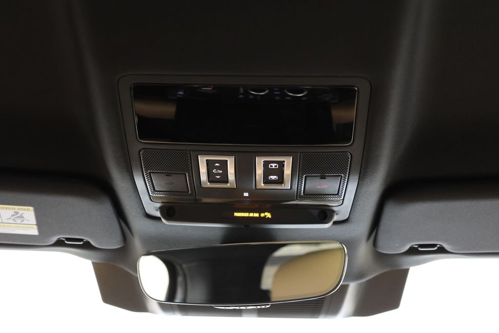 2026 Land Rover Defender X-Dynamic SE - Photo 14