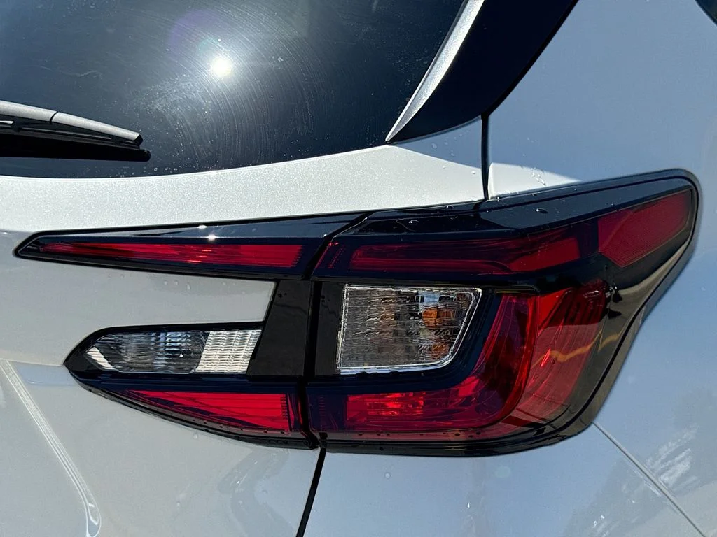 New 2026 White Subaru Premium image 32