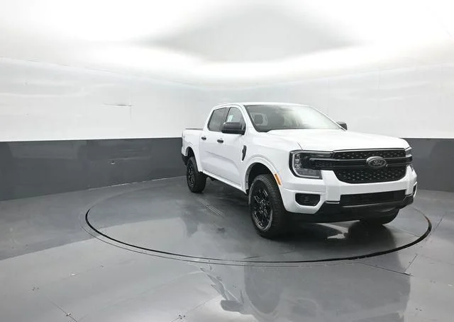 New 2026 Oxford White Ford XLT image 3