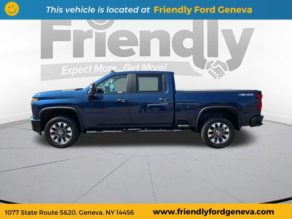 Used 2021 Blue Chevrolet Custom image 8