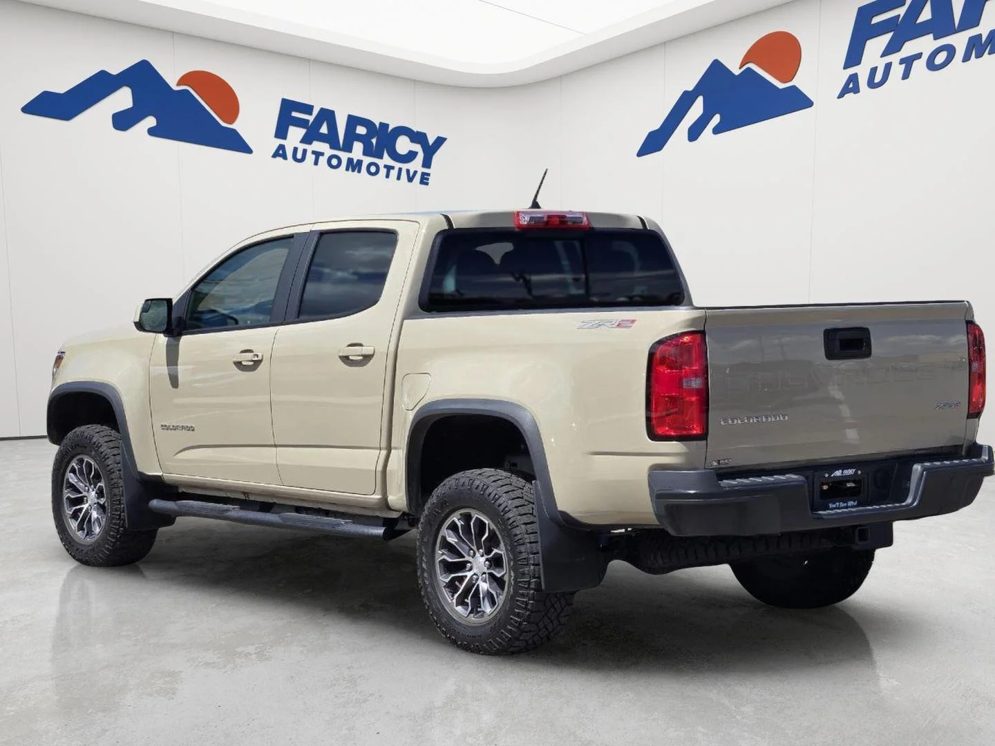 Used 2022 Sand Dune Metallic Chevrolet 4WD ZR2 image 2