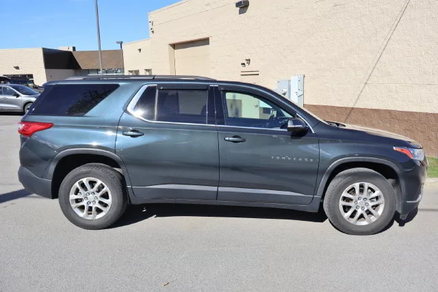 Used 2019 Gray Chevrolet LT image 6