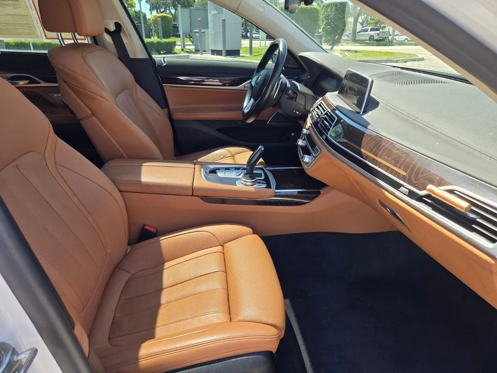 Used 2020 Mineral White Metallic BMW 745e xDrive iPerformance image 29