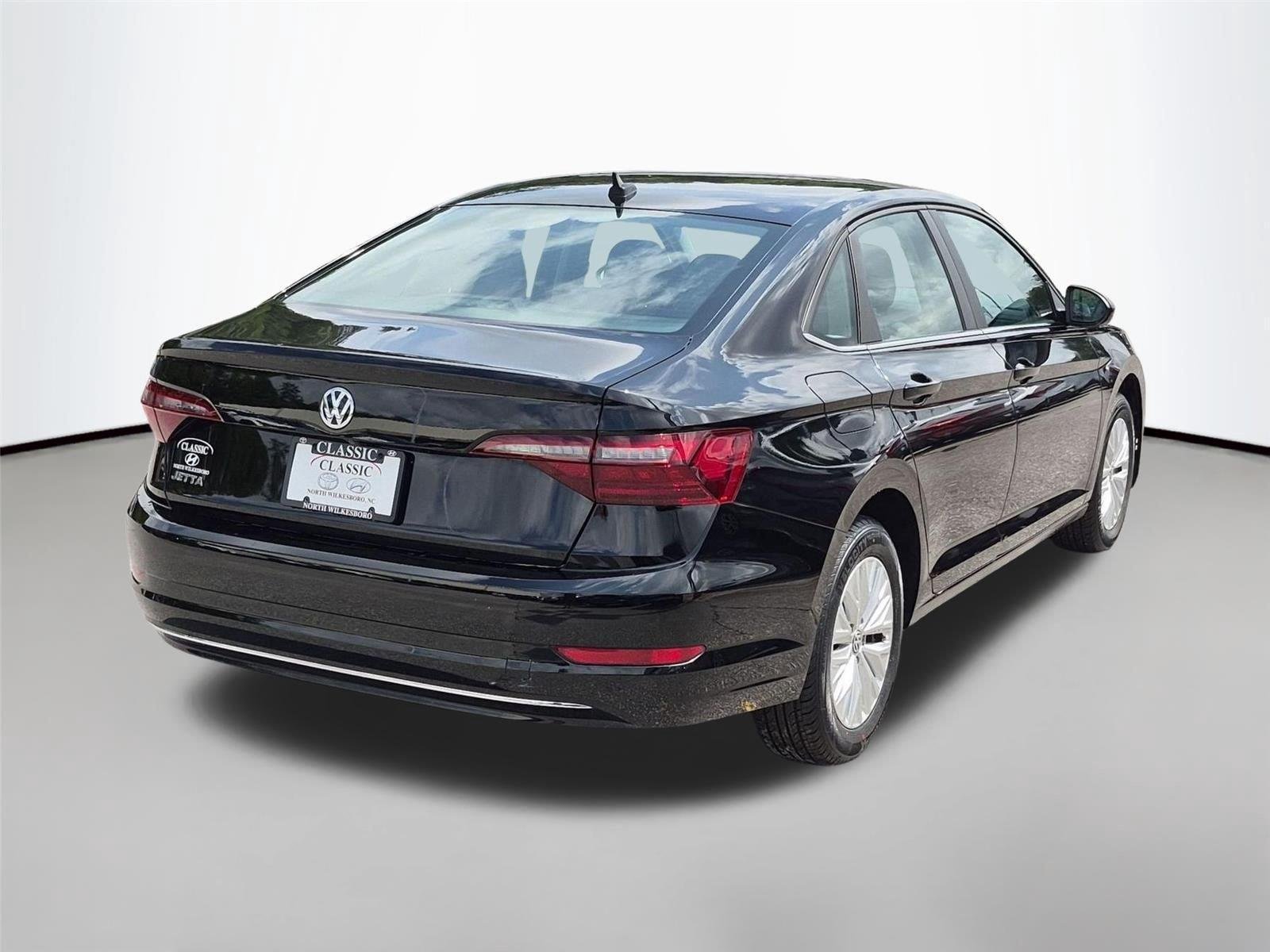 Used 2020 Black Uni Volkswagen S image 5
