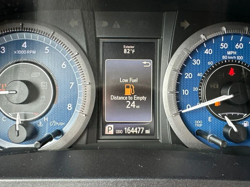 Used 2017 White Toyota XLE image 48