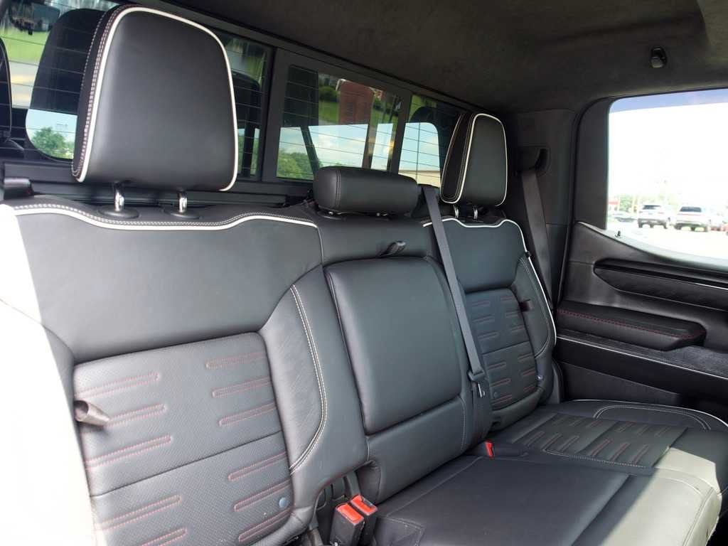 Used 2023 ONYX BLACK GMC AT4X image 26
