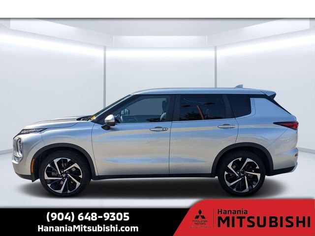 Used 2023 Silver Mitsubishi SE Special Edition image 6