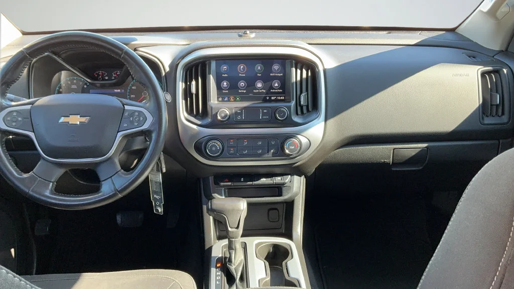 Used 2019 SHADOW GRAY METALLIC Chevrolet 2WD LT image 7