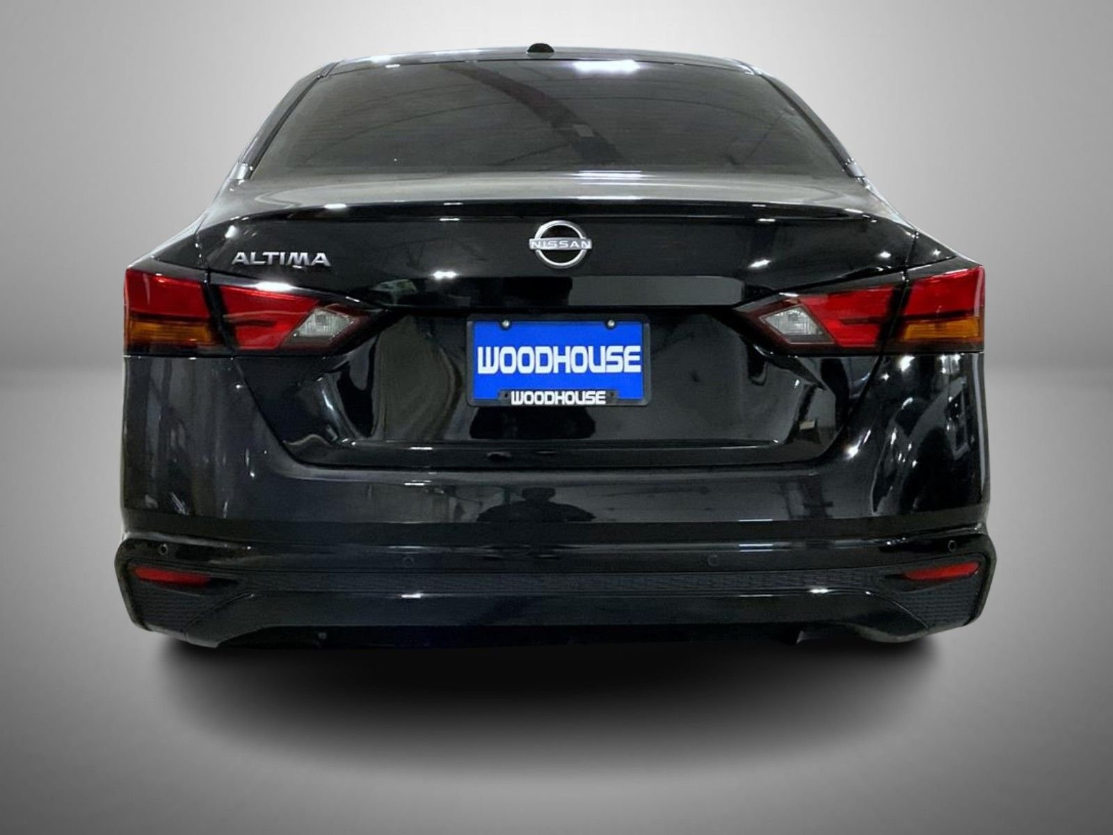 Used 2025 Black Nissan 2.5 S image 6