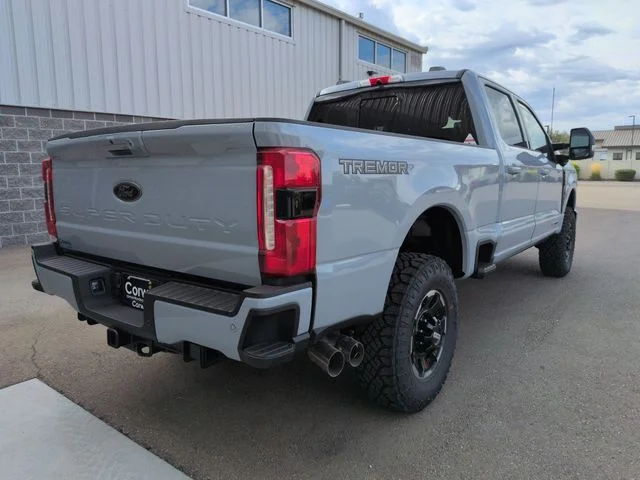 New 2026 Glacier Gray Metallic TriCoat Ford Lariat image 3