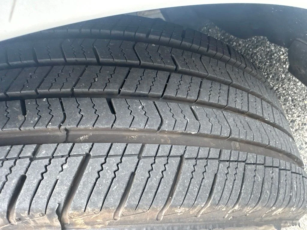 Used 2023 White Honda EX image 8