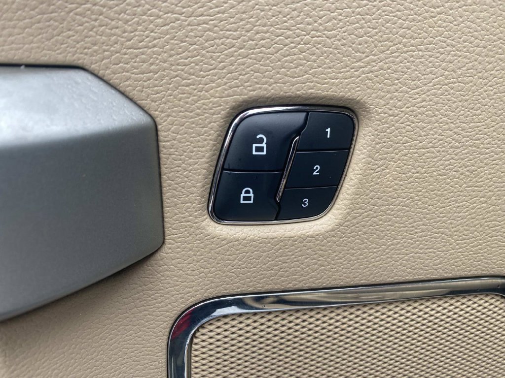 Certified Used 2018 Oxford White Ford Lariat image 17