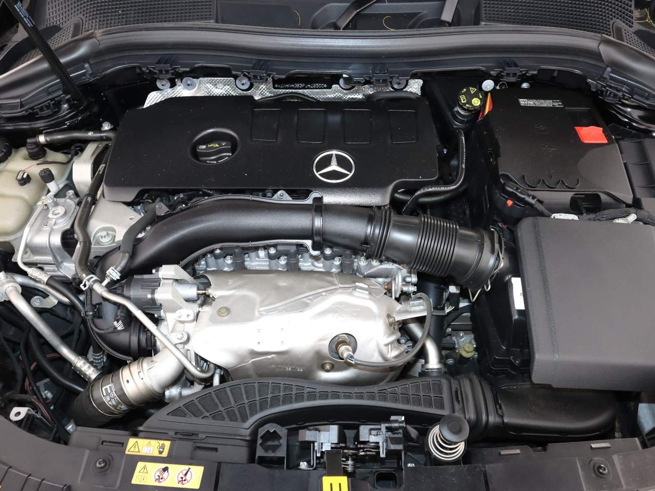 Used 2023 Night Black Mercedes-Benz GLA 250 image 18