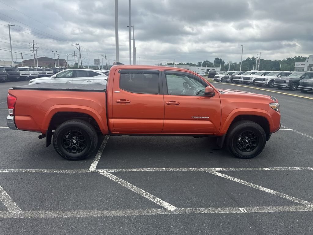 Used 2017 Red Toyota SR5 image 9