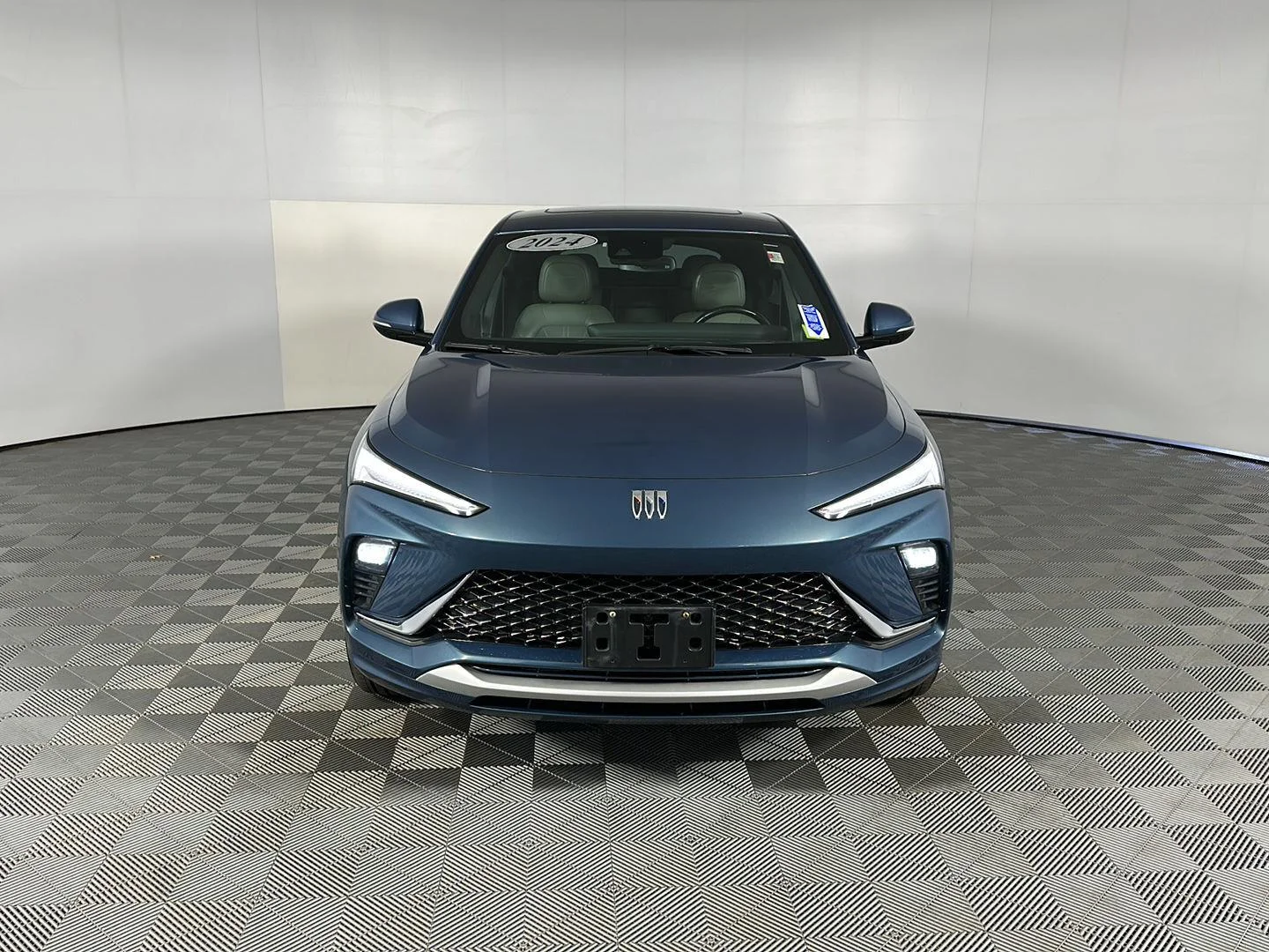 Used 2024 Ocean Blue Metallic Buick Avenir image 5