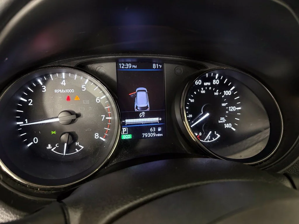 Used 2019 Blue Nissan SV image 20