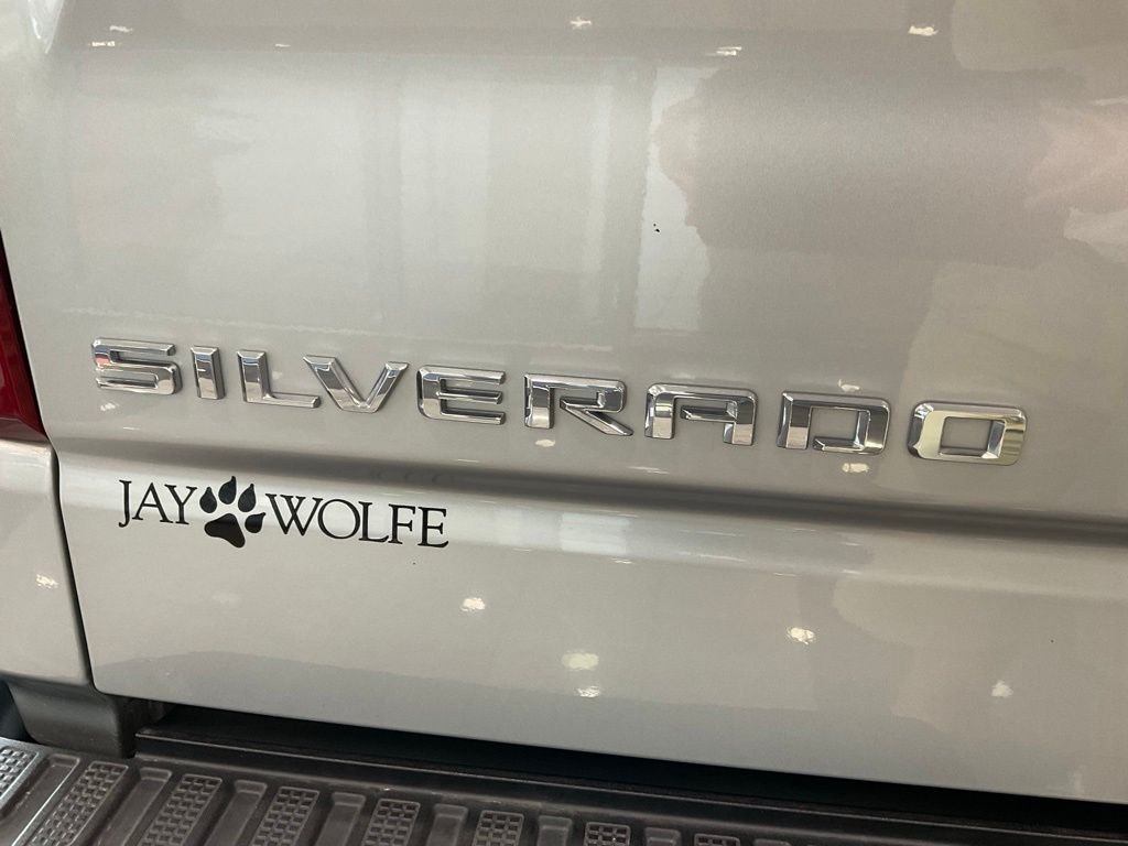 Used 2022 Silver Chevrolet LT Trail Boss image 22