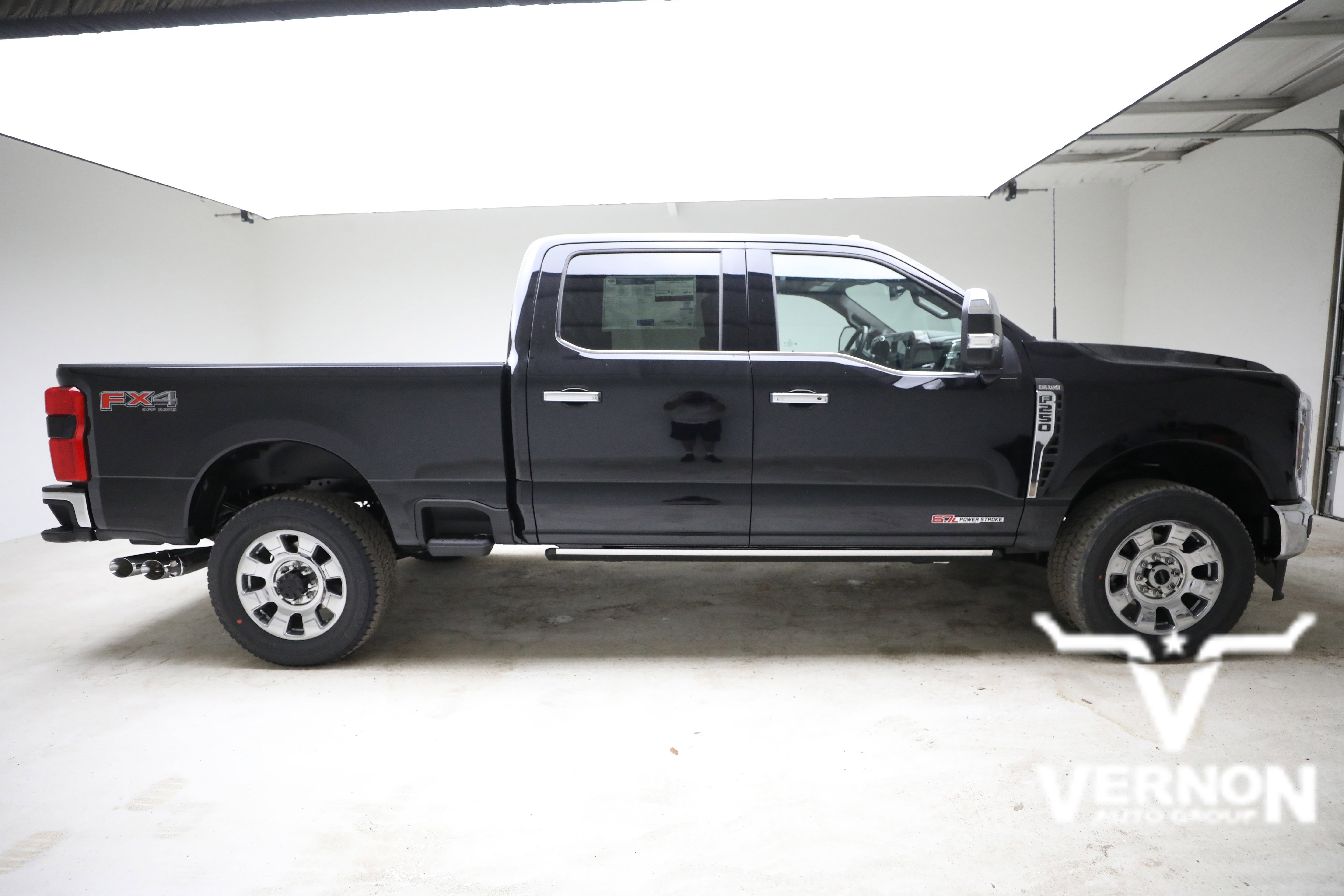 New 2026 Agate Black Metallic Ford  image 6
