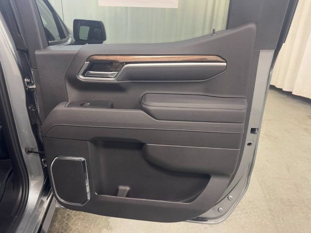 2026 Chevrolet Silverado 1500 RST - Photo 36