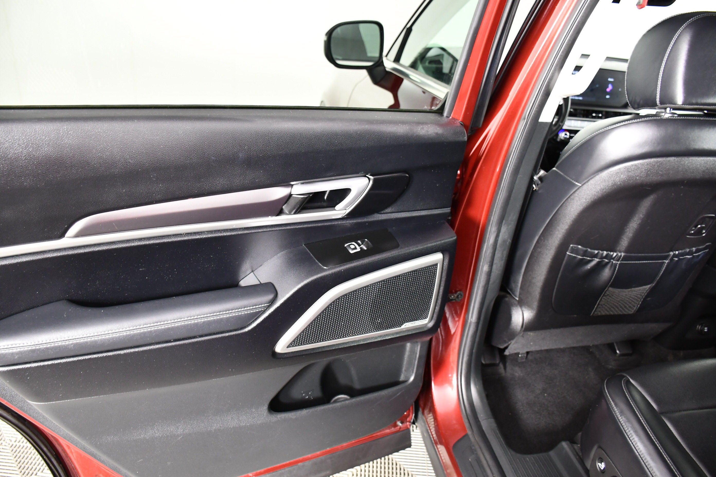 Used 2023 Dawning Red Kia S image 45