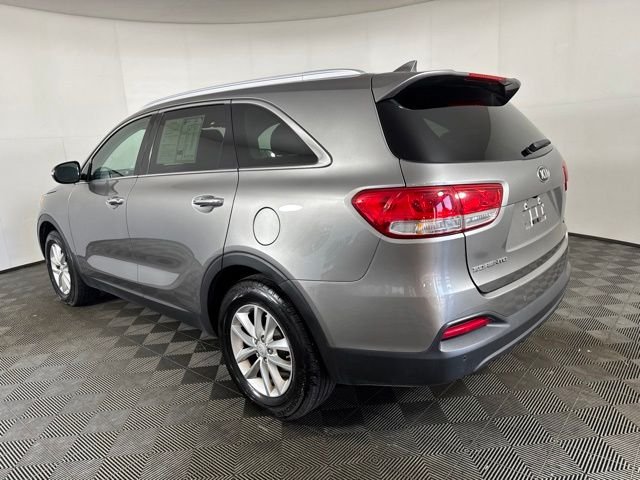 Used 2017 Silver Kia LX image 6