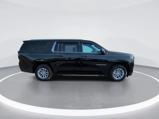 Used 2021 Black Chevrolet LT image 9