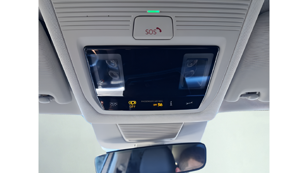 New 2025 Silver Volkswagen 2.0T SE image 26