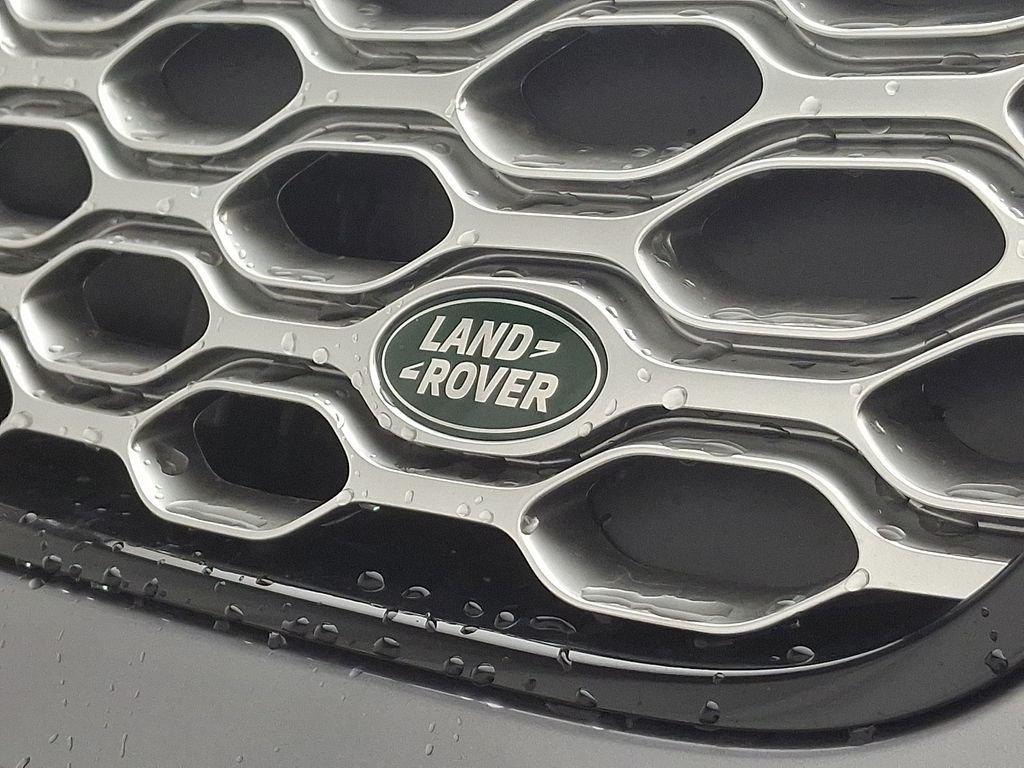 New 2026 Eiger Grey Land Rover S image 22