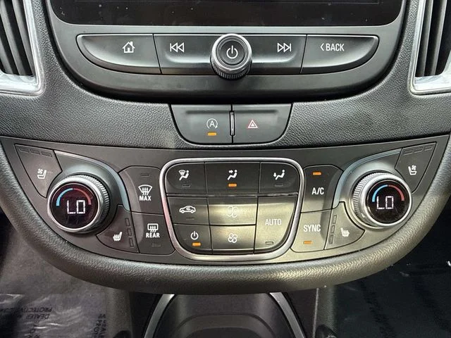 Used 2024 Gray Chevrolet LT image 33
