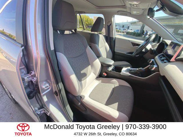 Certified Used 2025 SILVER SKY METALLIC Toyota  image 25