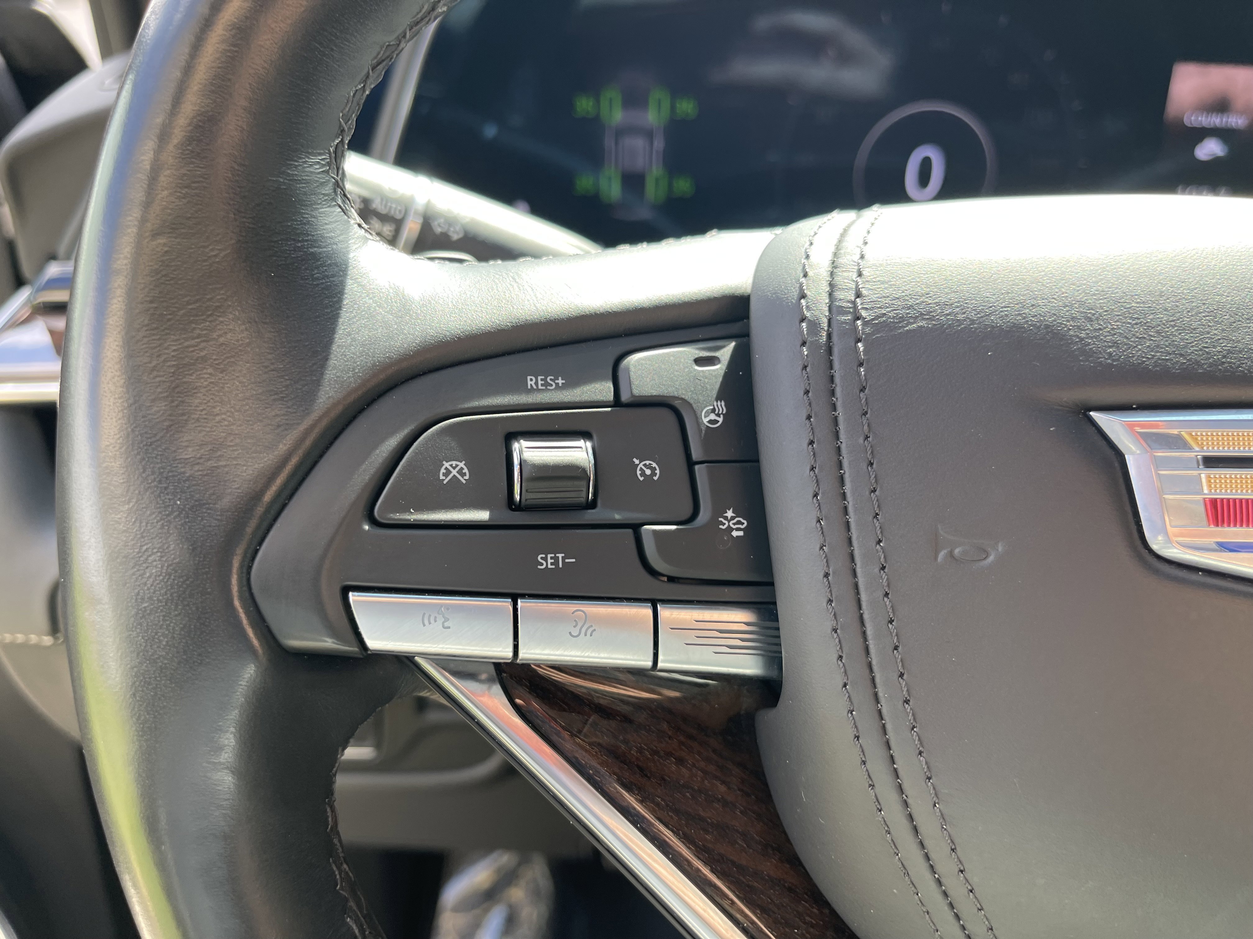 2022 Cadillac Escalade ESV Premium Luxury Platinum - Photo 17
