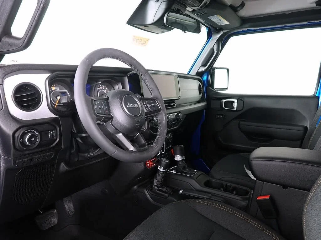 2026 Jeep Wrangler 4-Door Willys - Photo 13