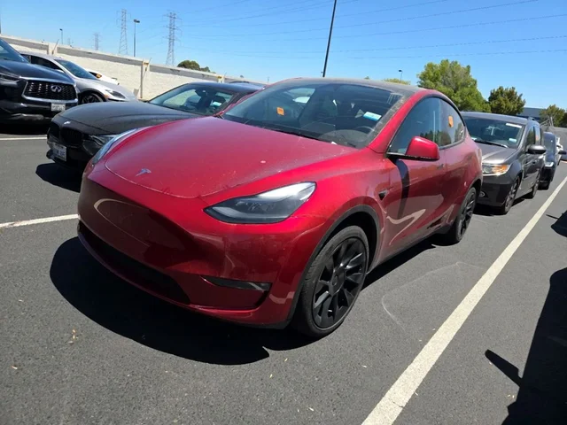 2024 Tesla Model Y Long Range