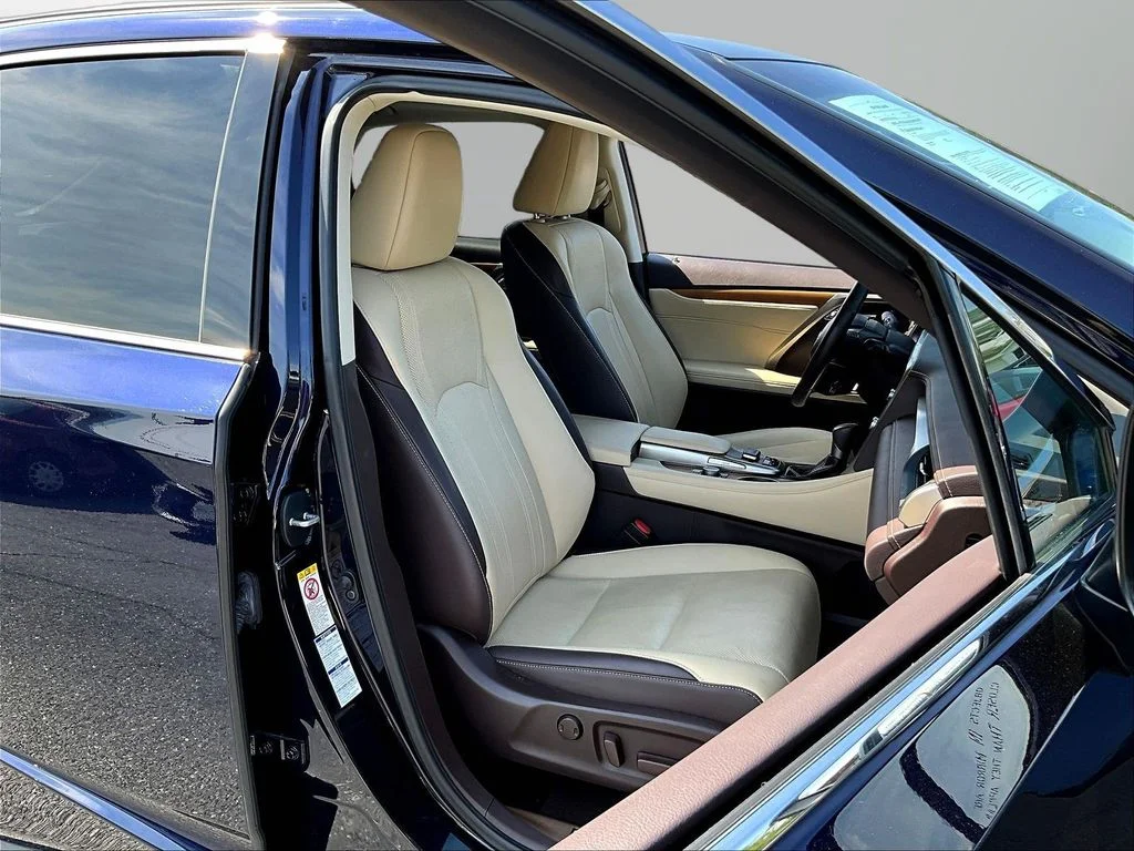 Used 2018 Mica Lexus 350 image 33