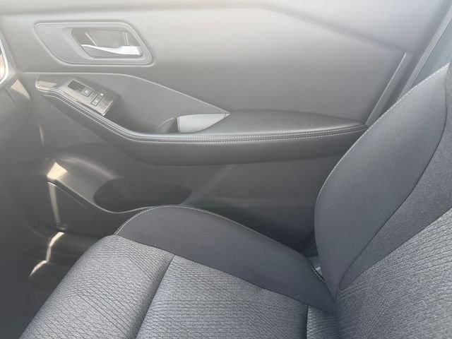 Certified Used 2025 White Nissan SV image 22