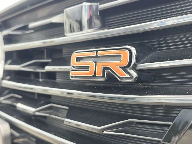 Used 2024 Gray Nissan SR image 9