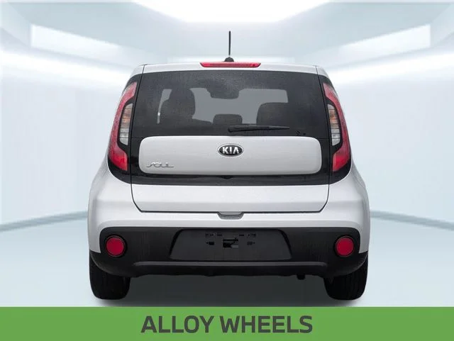 Used 2017 Silver Kia Base image 5