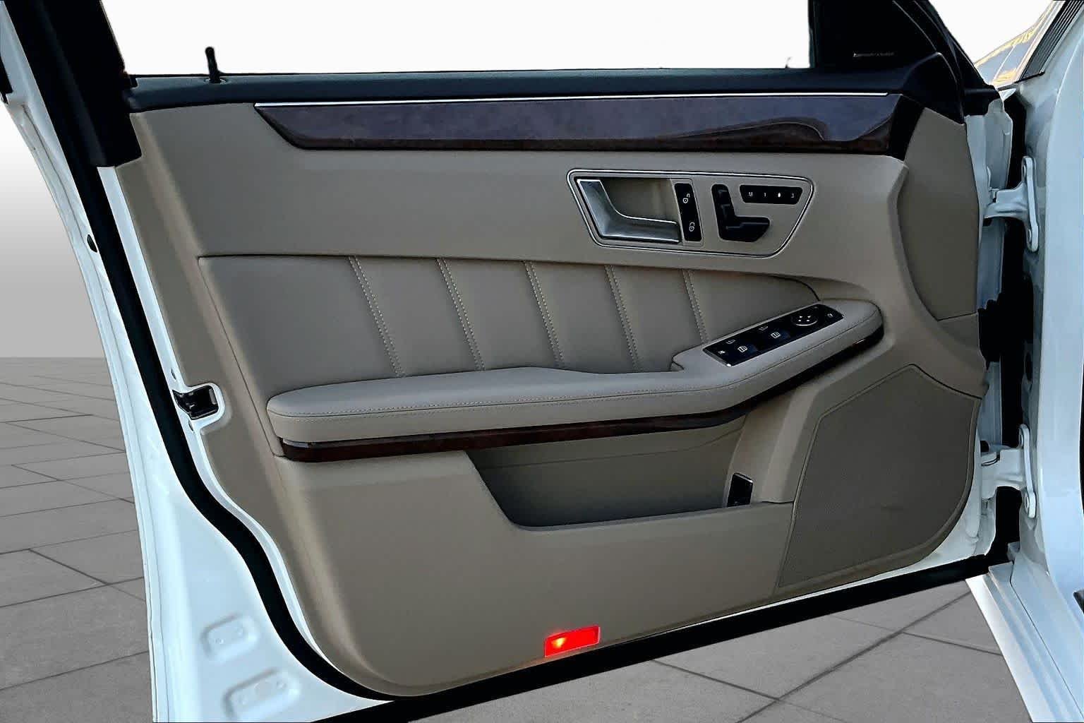 Used 2013 Polar White Mercedes-Benz E 350 Luxury image 18
