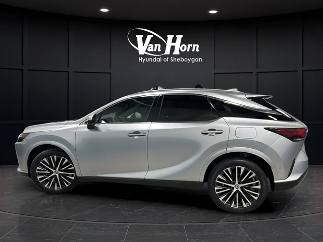Used 2024 Iridium Lexus 350h Premium Plus image 4