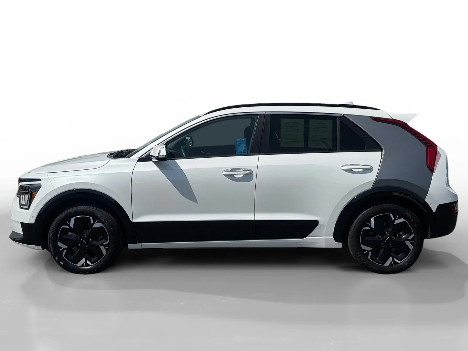 Used 2023 Kia Niro Wave with VIN KNDCT3L13P5038958 for sale in San Jose, CA
