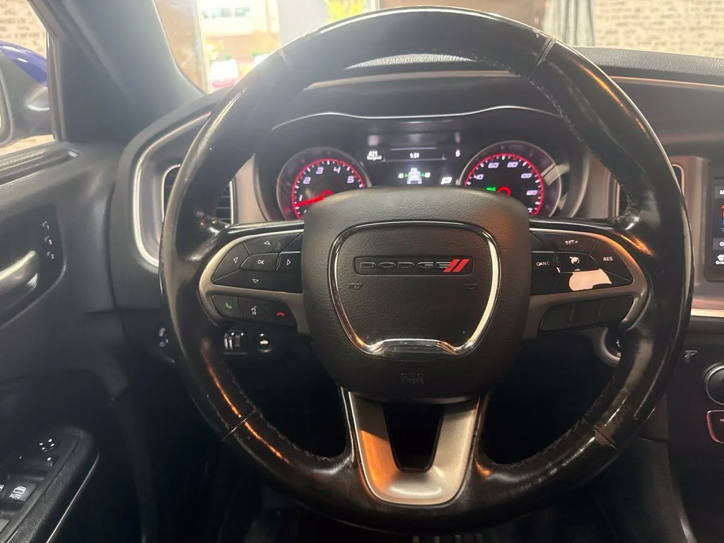 Used 2019 Indigo Blue Dodge SXT image 19