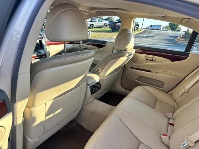 Used 2010 Beige Lexus 460 image 25