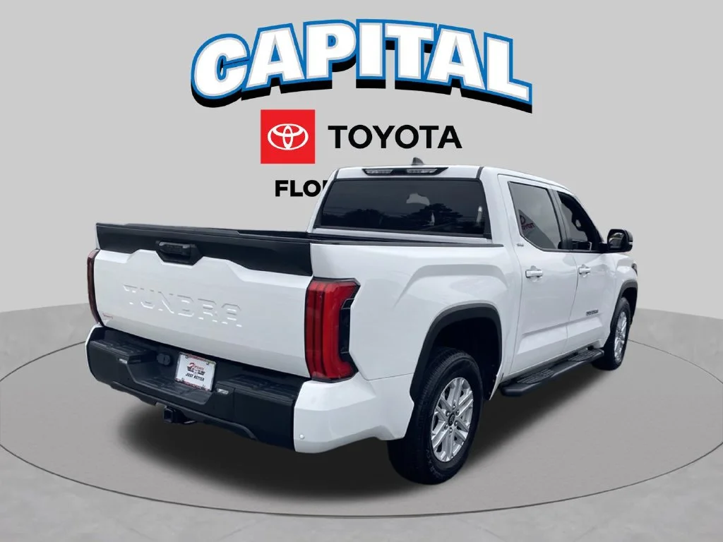 Used 2025 White Toyota SR5 image 14