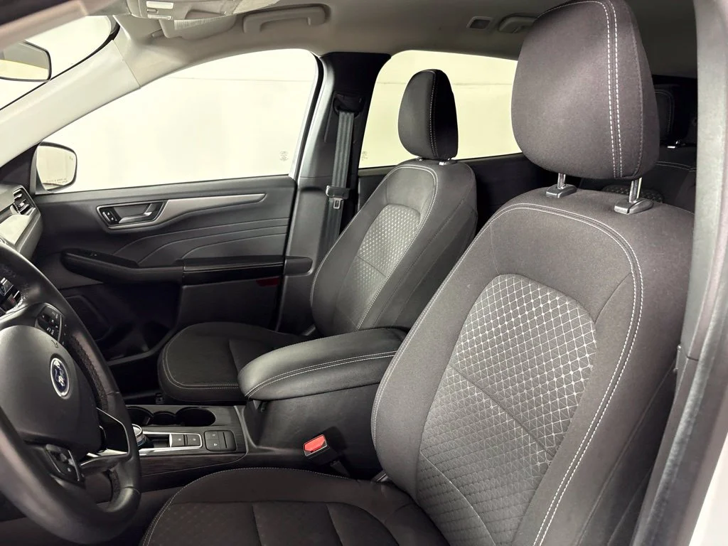 Used 2024 White Ford Active image 28